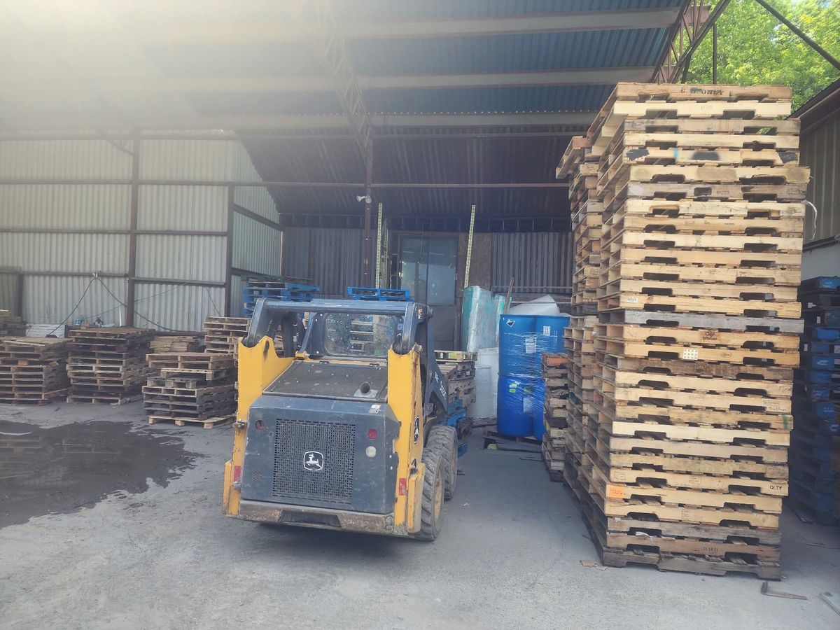 Wood pallets